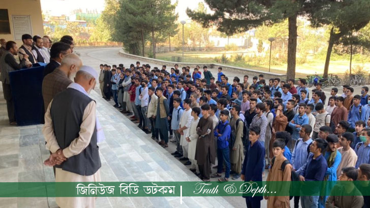 আফগানিস্তানে মাধ্যমিকে ছেলেদের ক্লাস শুরু, মেয়েদের অনিশ্চয়তা